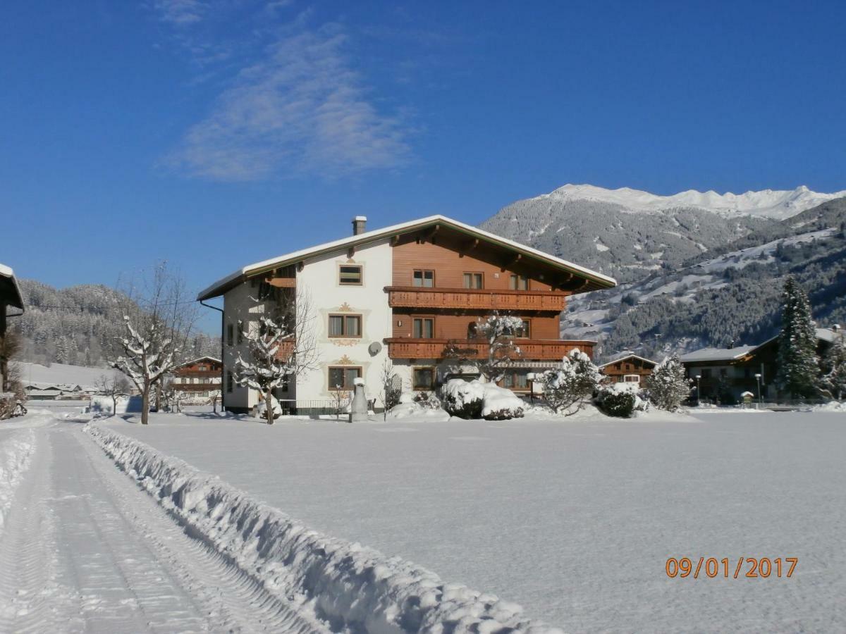 Lippnerhof Lägenhet Aschau Im Zillertal Exteriör bild