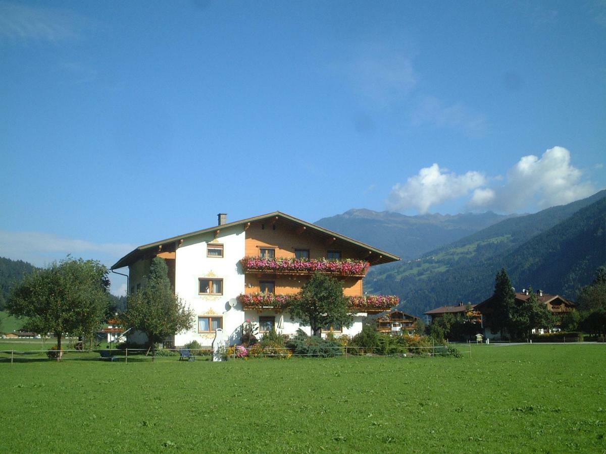 Lippnerhof Lägenhet Aschau Im Zillertal Exteriör bild